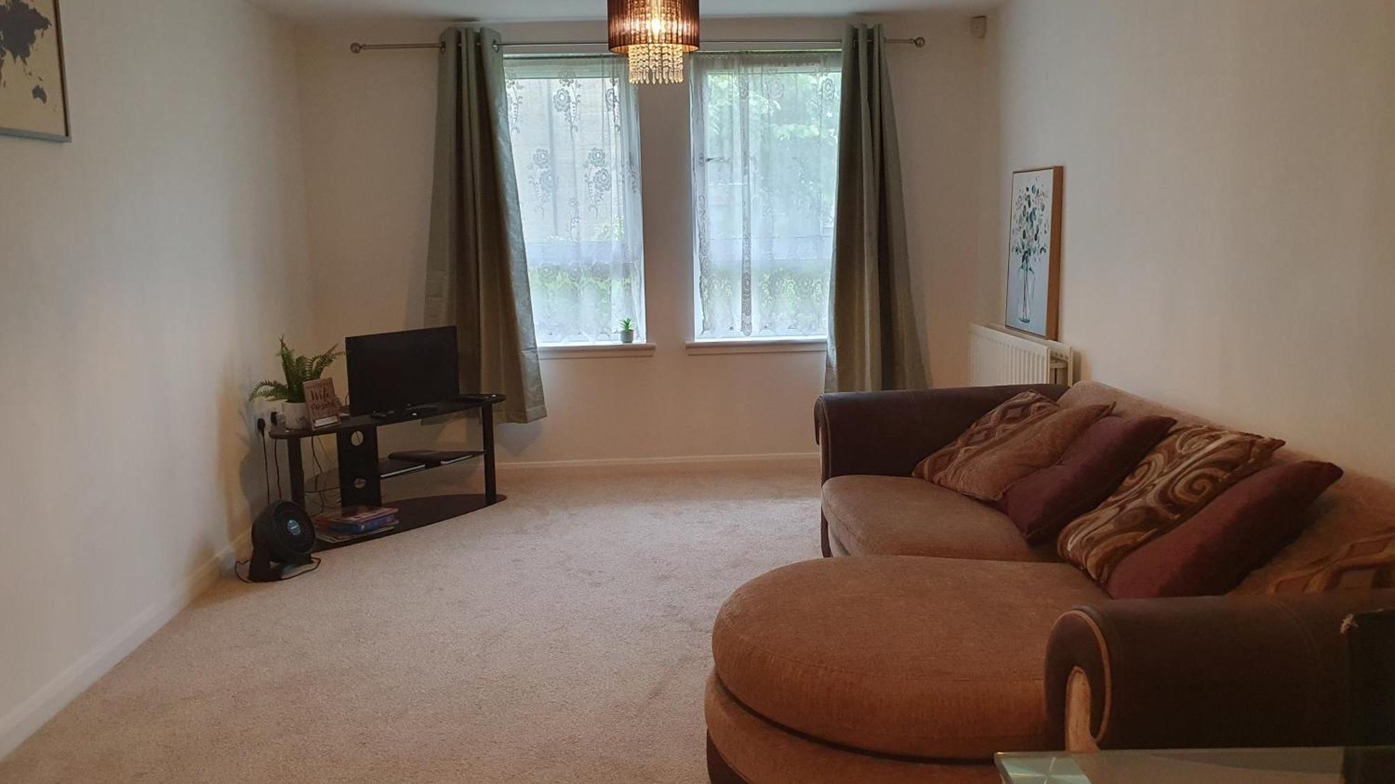 2-Bedroom Back Hilton Area Apartment - Ground Floor, Aberdeen City Center Room photo